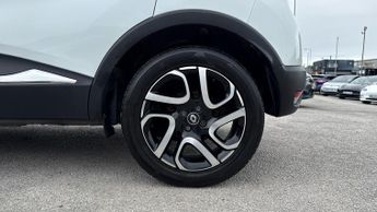 Renault Captur 0.9 TCE 90 Iconic 5dr (Rear Parking Sensors)(Navigation)(Cruise 