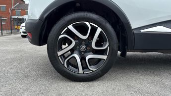 Renault Captur 0.9 TCE 90 Iconic 5dr (Rear Parking Sensors)(Navigation)(Cruise 
