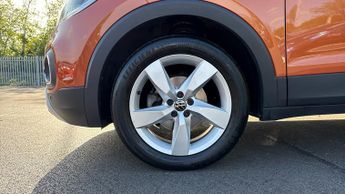 Volkswagen T-Cross 1.0 TSI 110 SEL 5dr DSG (Front/Rear Parking Sensors)(Dual Zone C