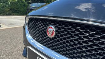Jaguar XE 2.0 (240) Portfolio 4dr Auto