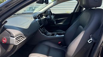 Jaguar XE 2.0 (240) Portfolio 4dr Auto