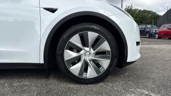 Tesla Model Y RWD 5dr Auto (Fixed Glass Roof)(Navigation)(Heated Front Seats)