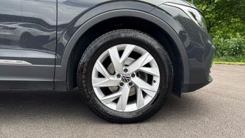 Volkswagen Tiguan 1.5 TSI 150 Life 5dr DSG (Navigation)(Air Conditioning)(Adaptive