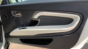 Aston Martin DB11 DB11 V12 AUTO