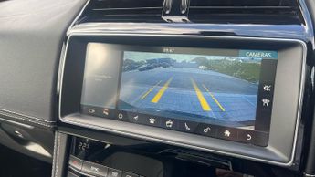 Jaguar F-PACE 2.0d R-Sport 5dr Auto AWD - Fixed Panoramic roof- 