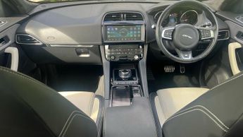 Jaguar F-PACE 2.0d R-Sport 5dr Auto AWD - Fixed Panoramic roof- 