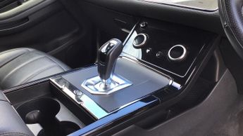 Land Rover Range Rover Evoque 2.0 D200 R-Dynamic S 5dr Auto