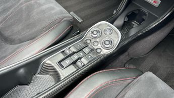 McLaren 570S Spider V8 2dr SSG Auto