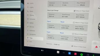 Tesla Model Y RWD 5dr Auto - Fixed Panoramic Sunroof - Wireless Charging - Hea