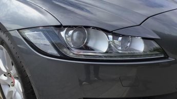 Jaguar XF 2.0d R-Sport 4dr Auto 163PS DAB Radio and Heated Seats
