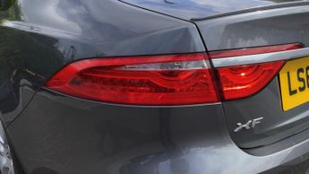 Jaguar XF 2.0d R-Sport 4dr Auto 163PS DAB Radio and Heated Seats