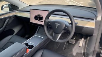 Tesla Model Y RWD 5dr Auto