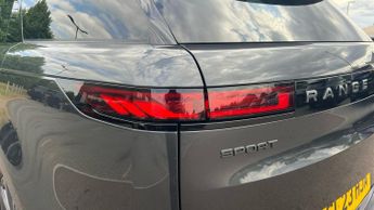 Land Rover Range Rover Sport 3.0 D300 Dynamic SE 5dr Auto With Heated Front and Rear Seats an