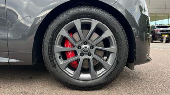 Land Rover Range Rover Sport 3.0 D300 Dynamic SE 5dr Auto With Heated Front and Rear Seats an