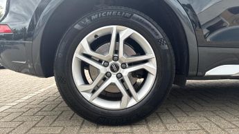 Audi Q5 40 TDI Quattro Sport 5dr S Tronic Auto with Power Tailgate  Appl