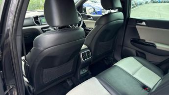 Kia Sportage 2.0 CRDi GT-Line 5dr (AWD)(Heated Front/Rear Seats)(Rear Parking