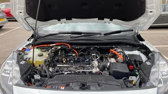 Ford Kuga 2.5 FHEV ST-Line X Edition 5dr CVT (Front/Rear Parking Sensors)(