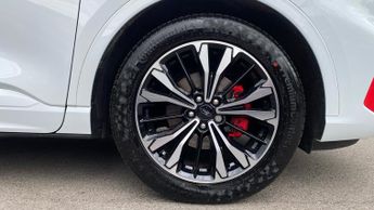 Ford Kuga 2.5 FHEV ST-Line X Edition 5dr CVT (Front/Rear Parking Sensors)(