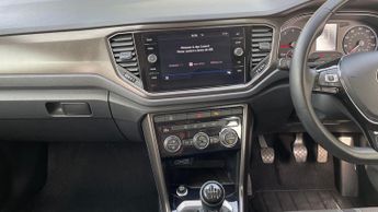 Volkswagen T Roc 1.5 TSI EVO SE 5dr - Parking Sensors - App Connect -  Lane Assis