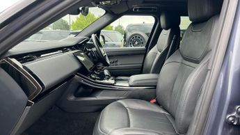 Land Rover Range Rover Sport 3.0 D300 Dynamic SE 5dr Auto With Heated Front and Rear Seats an