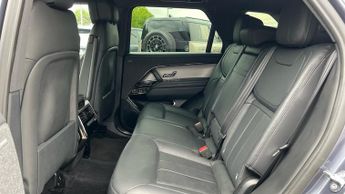 Land Rover Range Rover Sport 3.0 D300 Dynamic SE 5dr Auto With Heated Front and Rear Seats an