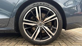 Volvo S60 2.0 T5 R Design Edition Auto with Launch Pack  Power Sunroof  Re