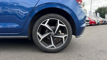 Volkswagen Polo 1.0 TSI 110 R-Line 5dr (Front/Rear Parking Sensors)(Automatic He