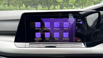 Volkswagen Golf 1.5 TSI Life 5dr (Rear Parking Sensors)(Adaptive Cruise Control/