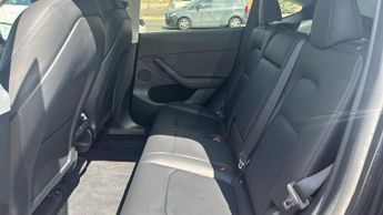 Tesla Model Y RWD 5dr Auto