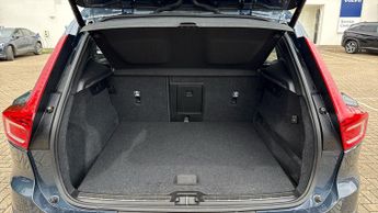Volvo XC40 2.0 B4P Mhev Inscription Pro 5dr Auto with Nav  Rear Cam  H/Seat
