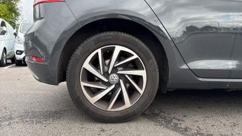 Volkswagen Golf 1.6 TDI Match 5dr DSG (Front/Rear Parking Sensors)(Navigation)