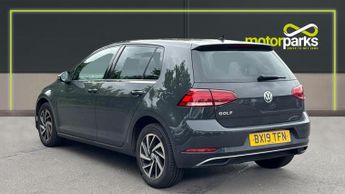 Volkswagen Golf 1.6 TDI Match 5dr DSG (Front/Rear Parking Sensors)(Navigation)