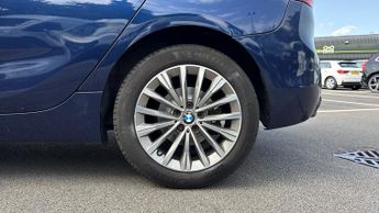 BMW 2 Series 220d xDrive Luxury Step (BMW Business Navigation)(Heated Front S