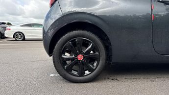 Citroen C1 1.2 PureTech Furio 3dr (Speed Limiter)(Air Conditioning)