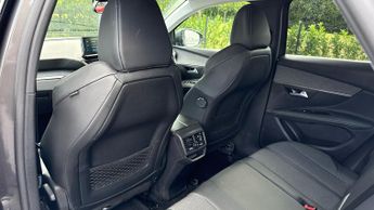 Peugeot 3008 1.2 PureTech Allure Premium 5dr EAT8 (Keyless Go)(Navigation)(Du