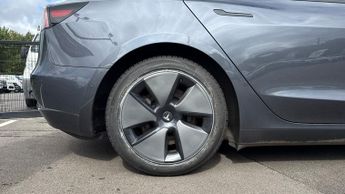 Tesla Model 3 Long Range AWD 4dr Auto (Fixed Glass Roof)(Heated Front Seats)(N
