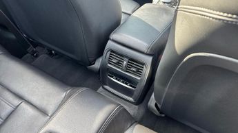 BMW 4 Series 420i M Sport 2dr Step Auto With Heated Front Seats and Three-zon