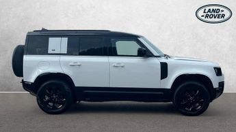 Land Rover Defender 3.0 D250 X-Dynamic SE 110 5dr Auto With Heated Front Seats and S