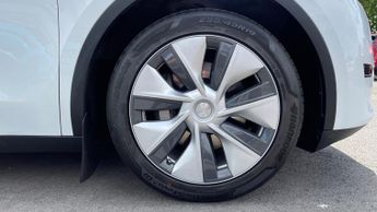 Tesla Model Y RWD 5dr Auto