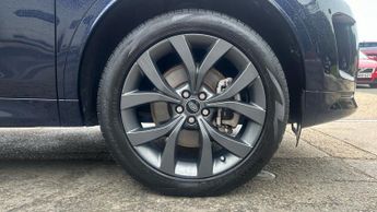 Land Rover Discovery Sport 2.0 P250 Petrol R-Dynamic SE 5dr Auto 5 Seat with Black Sports L