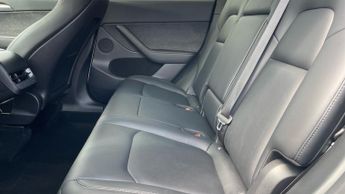 Tesla Model Y RWD 5dr Auto - Fixed Panoramic Sunroof - Wireless Charging - Hea