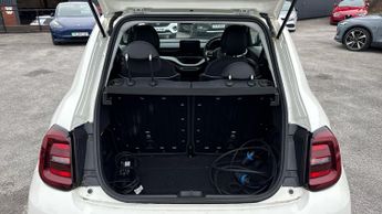 Fiat 500-e 87kW Passion 42kWh 3dr Auto (Apple Carplay/Android Auto)