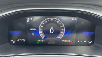 Volkswagen T Roc 1.5 TSI Life 5dr DSG - Park Assist - Ready 2 Discover Infortainm
