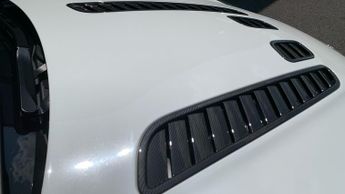 Aston Martin V12 Vantage S Coupe S 2dr Sportshift III