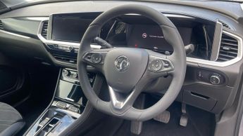 Vauxhall Grandland 1.2 Turbo Ultimate 5dr Auto - Multimedia Navi Pro - Heated Front