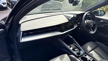 Audi A3 40 TFSI e S Line 5dr S Tronic (Comfort/Sound Pack)(Panoramic Roo
