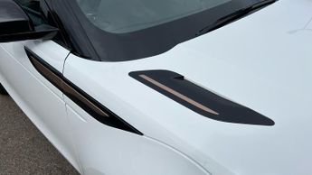 Land Rover Range Rover Evoque 2.0 D200 R-Dynamic S 5dr Auto With Sliding Panoramic Roof and Ad