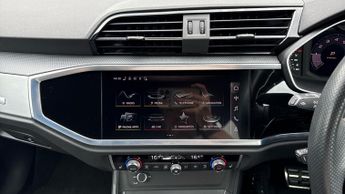 Audi Q3 35 TFSI S Line 5dr S Tronic (Navigation)(Cruise Control/Speed Li