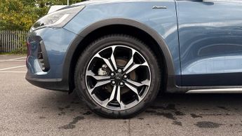 Ford Focus 1.0 EcoBoost mHEV Active X 5dr Auto (Dual Zone Climate Control)(