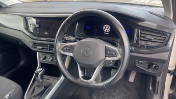 Volkswagen Polo 1.0 TSI Life 5dr DSG - Apple CarPlay/Android Auto - Rear Parking